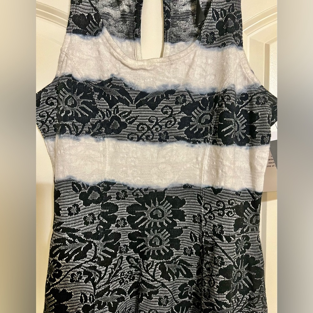 NWT - Jessica Simpson Floral Sundress - Black and Cream - Size Small - Picture 3 of 13